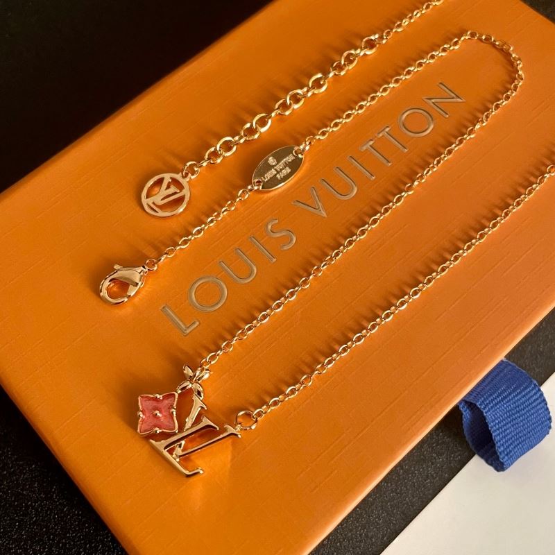 Louis Vuitton Necklaces